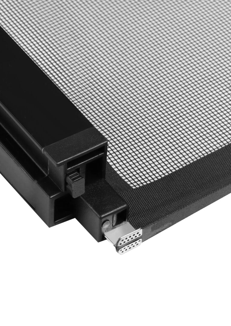 retractable screen manufacturers